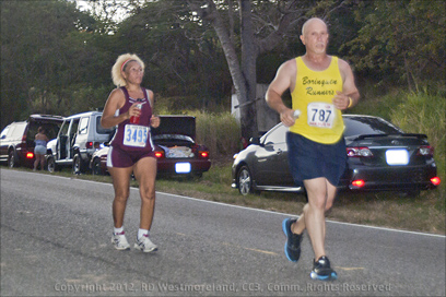 San Blas Marathon Runners Martinez and Rosario